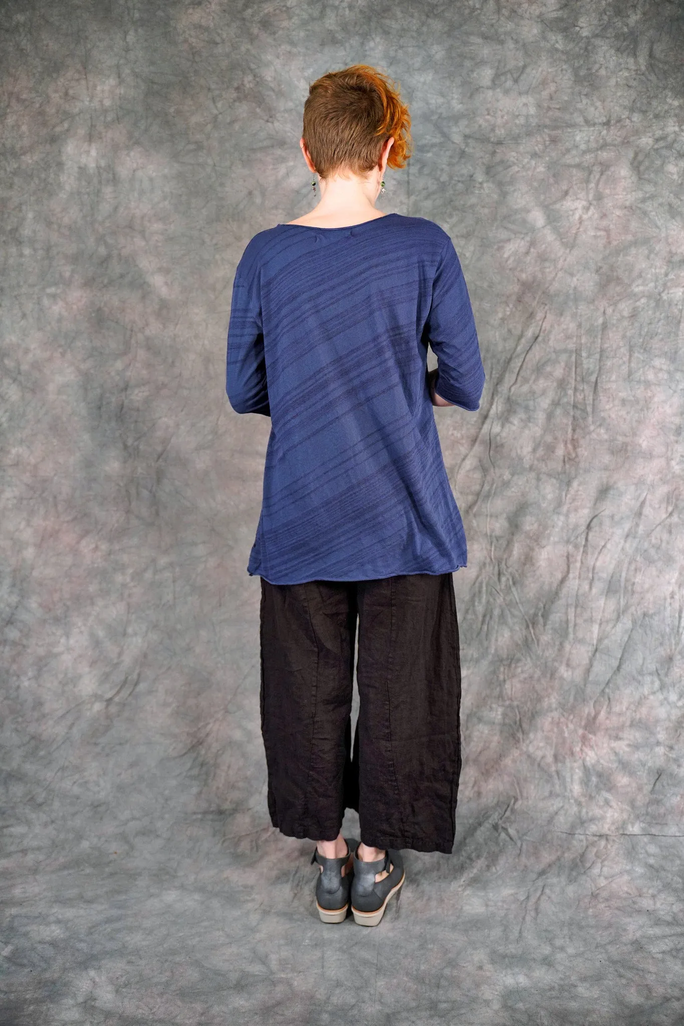 1149 Horizon Tee Bluette-P