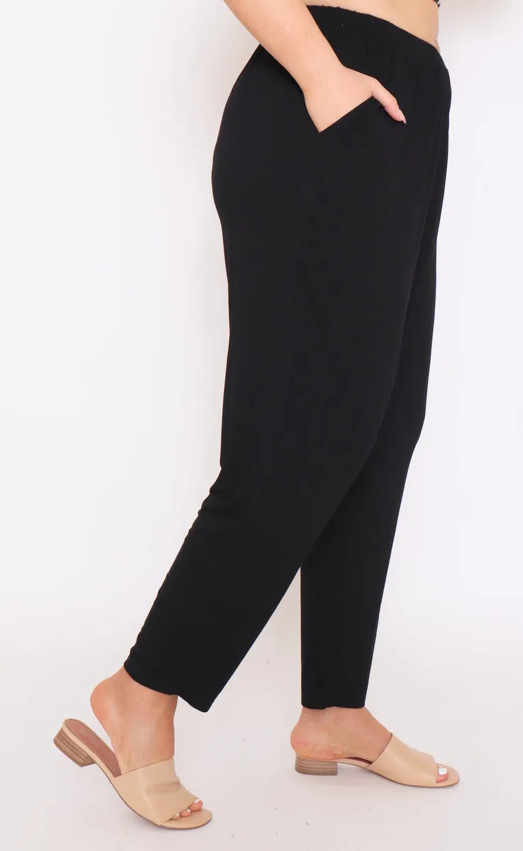 7853 Black pants