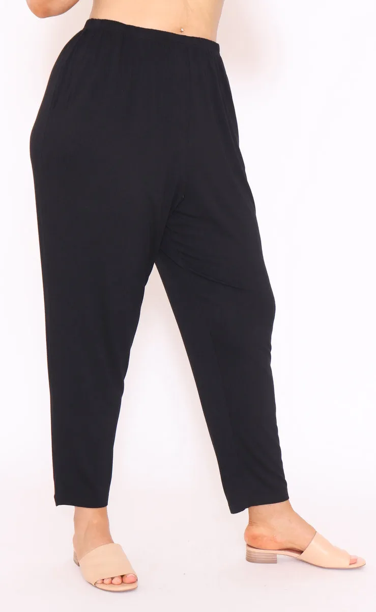 7853 Black pants