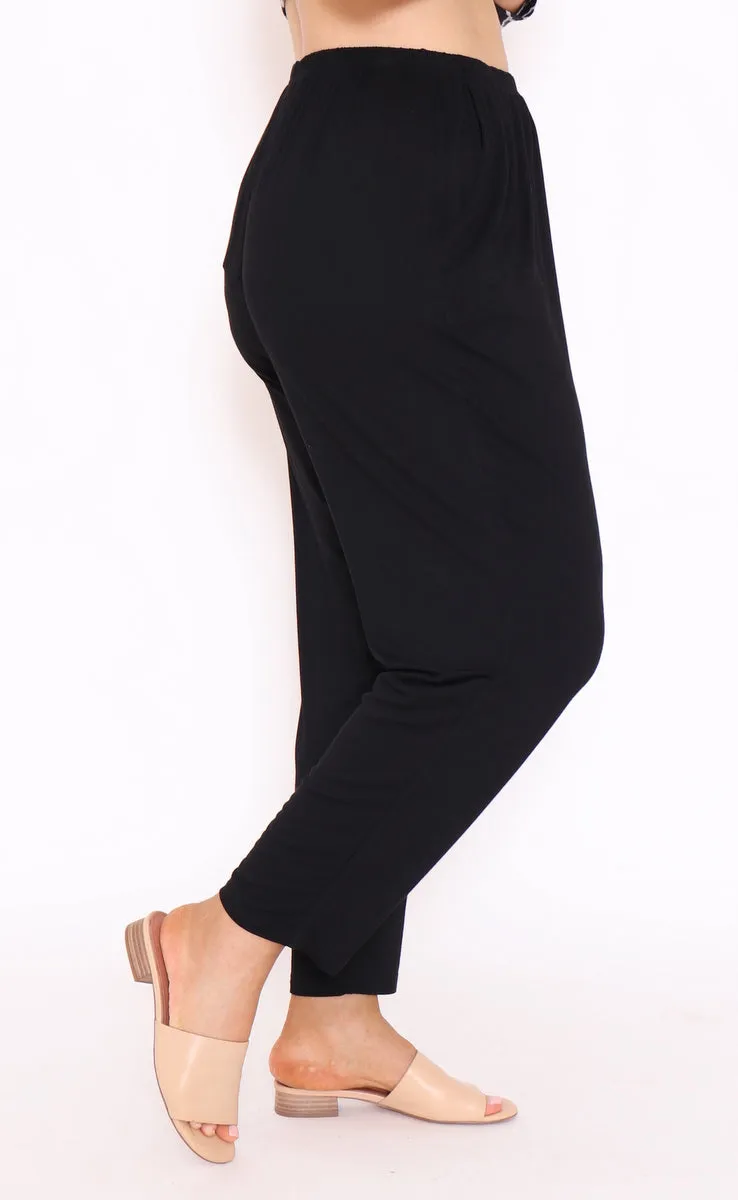 7853 Black pants