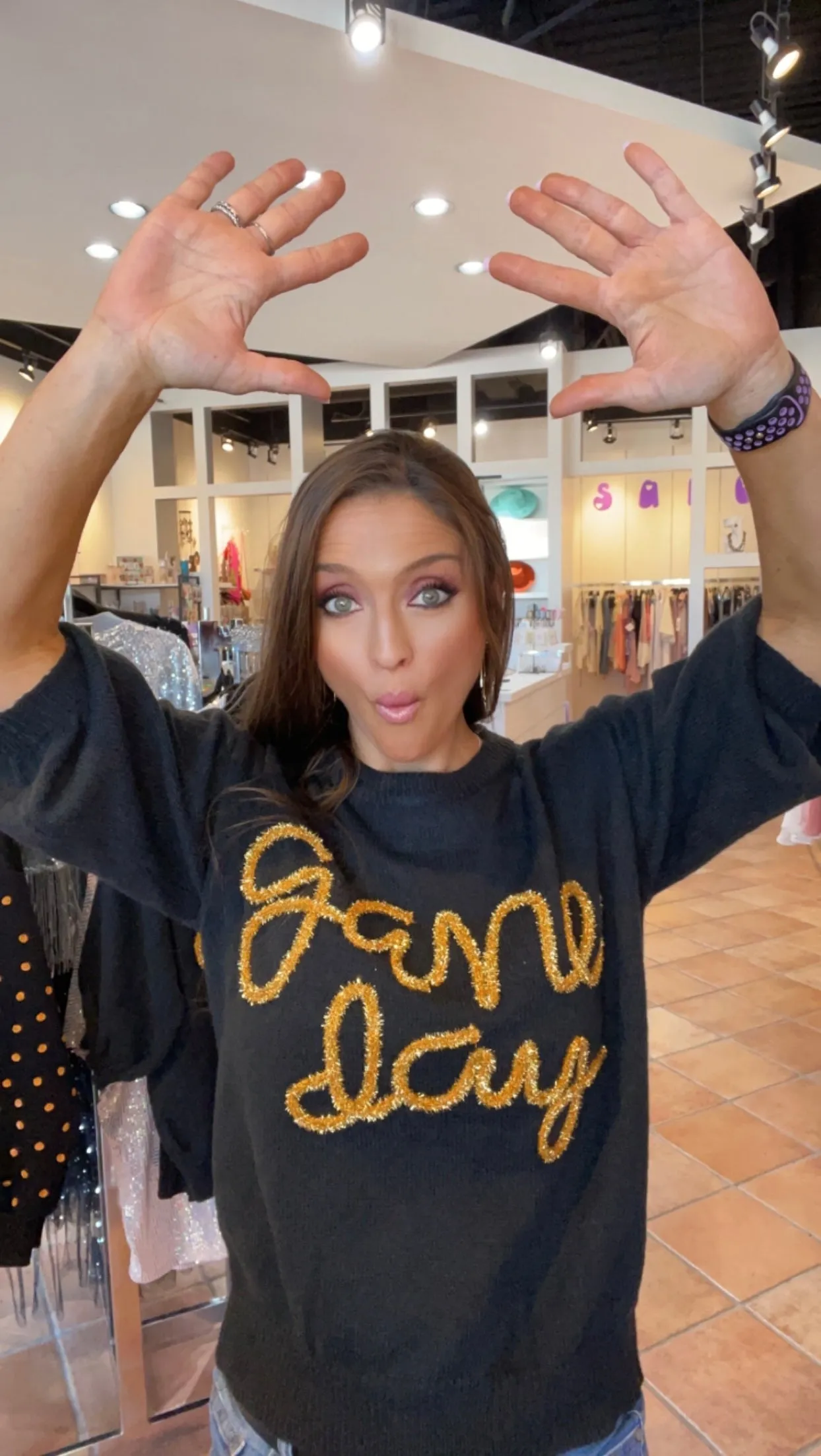 BLACK AND GOLD GAME DAY METALLIC LETTER SHORT PUFF SLEEVE SWEATER