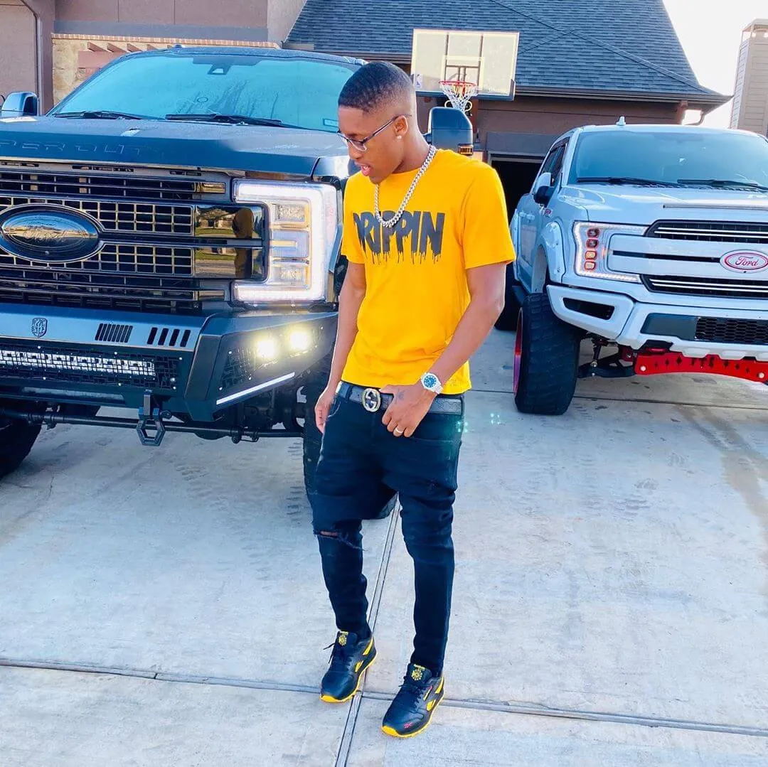 Black Drippin | Gold Tee