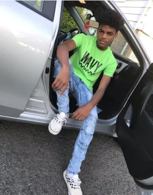 Black Wavy | Slime Green Tee