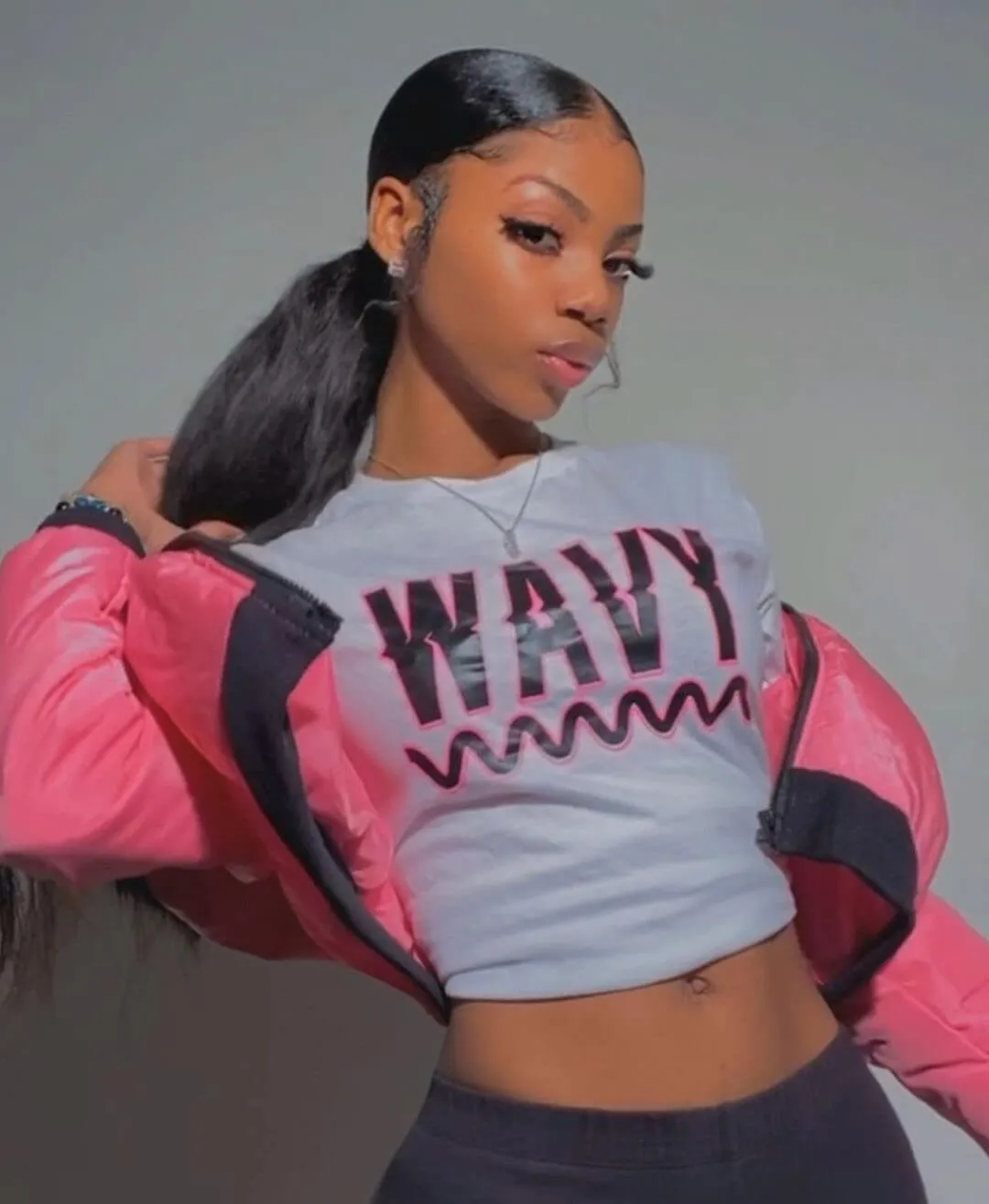 Black/Hot Pink Wavy | White Tee