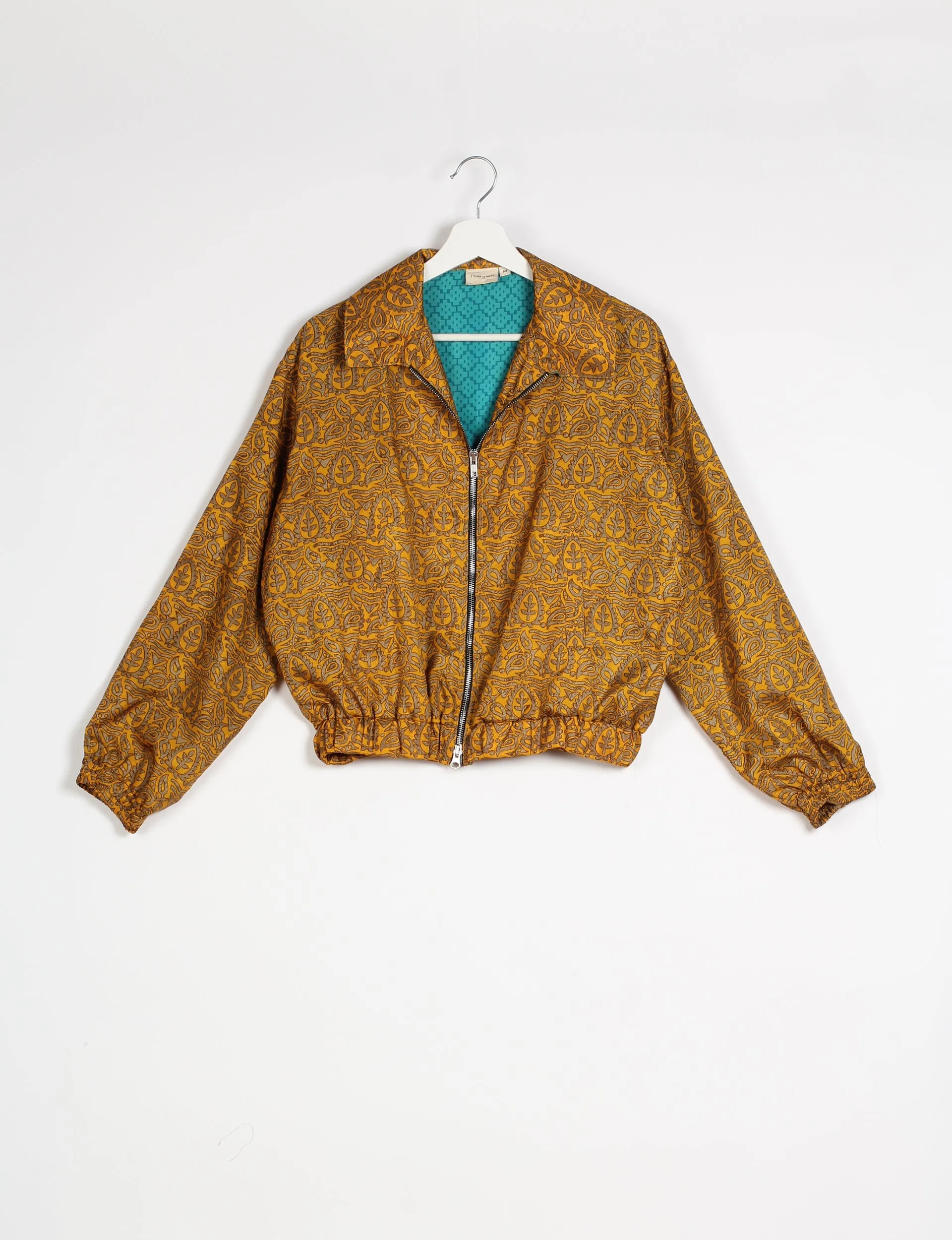 BOMBER JACKET