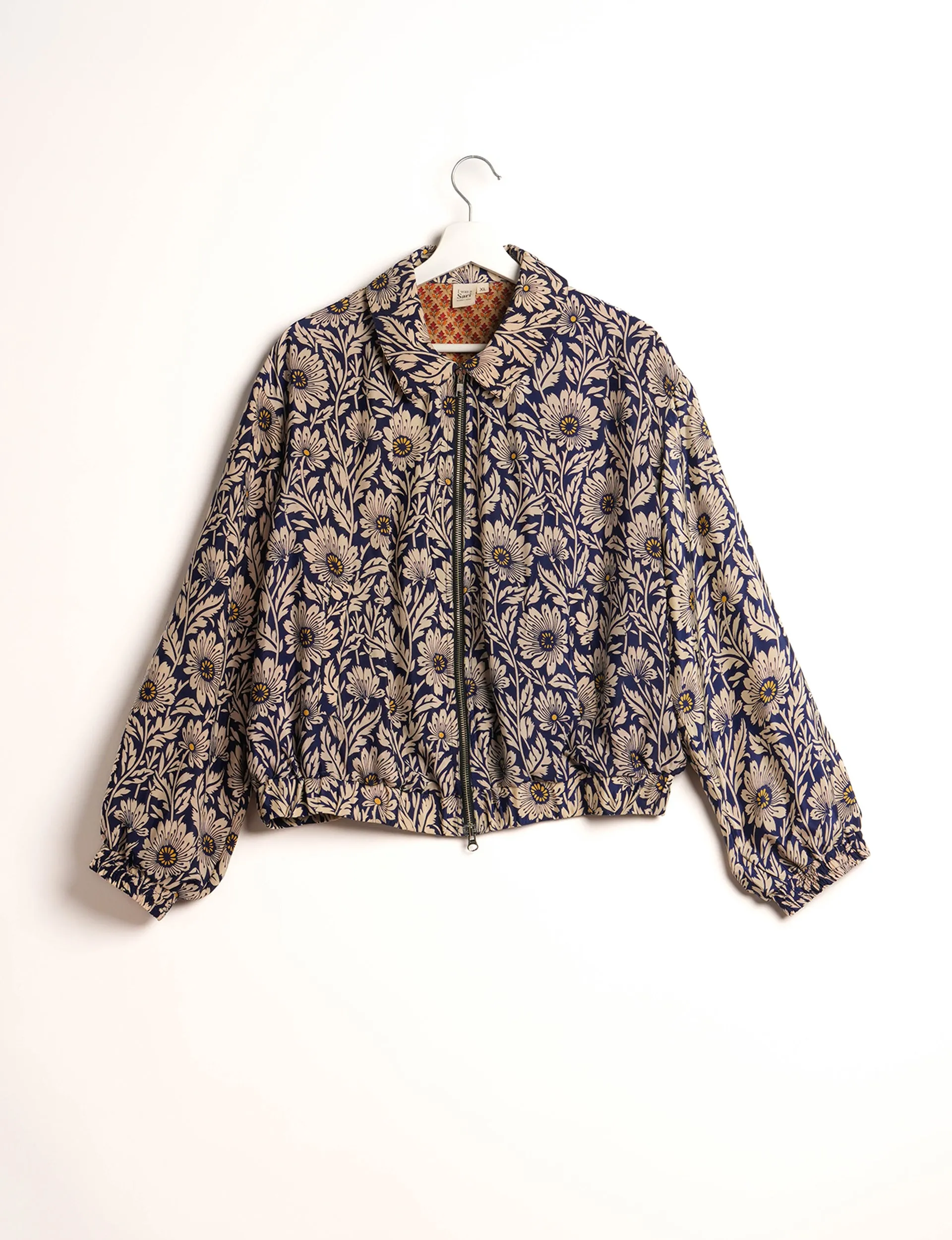 BOMBER JACKET