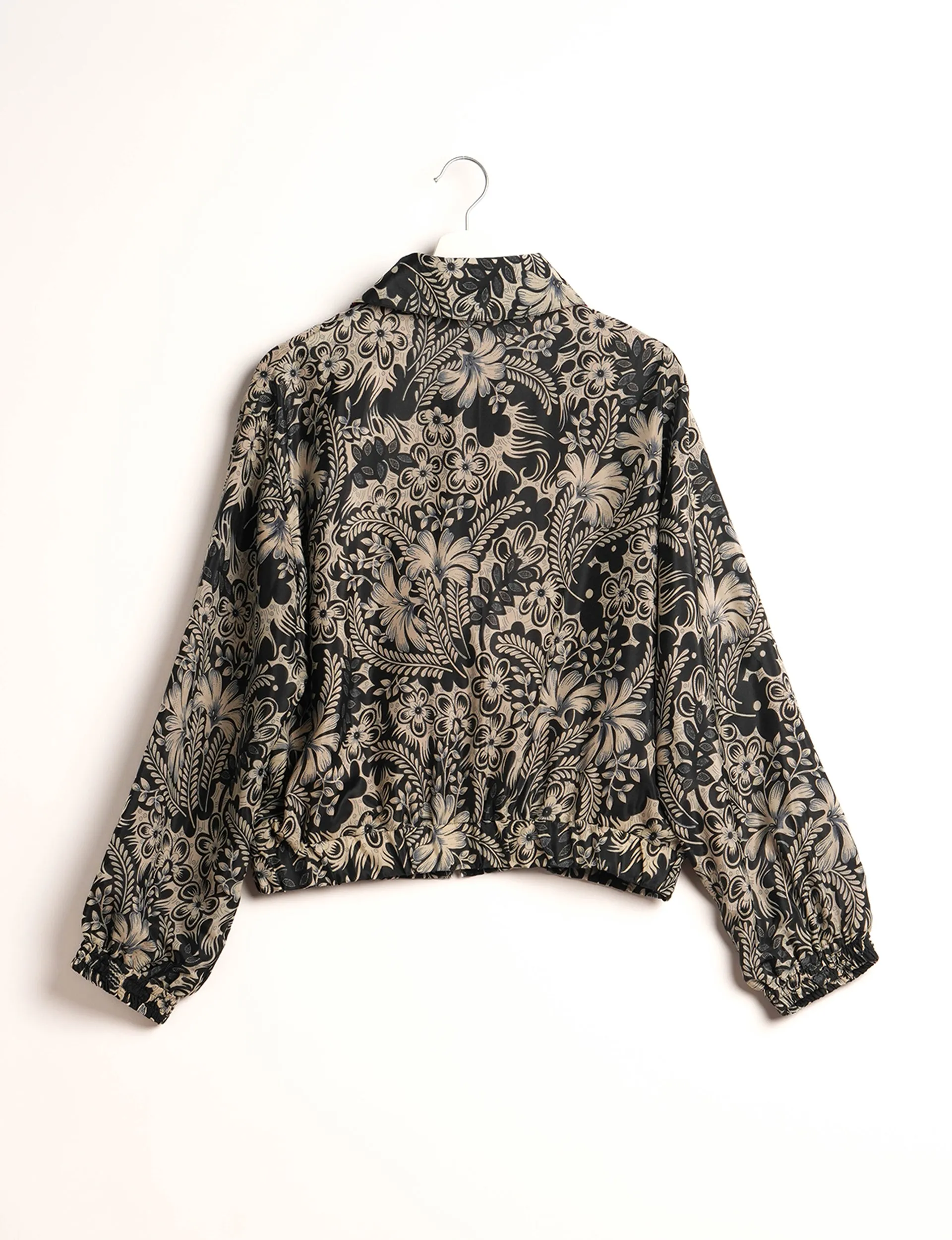 BOMBER JACKET