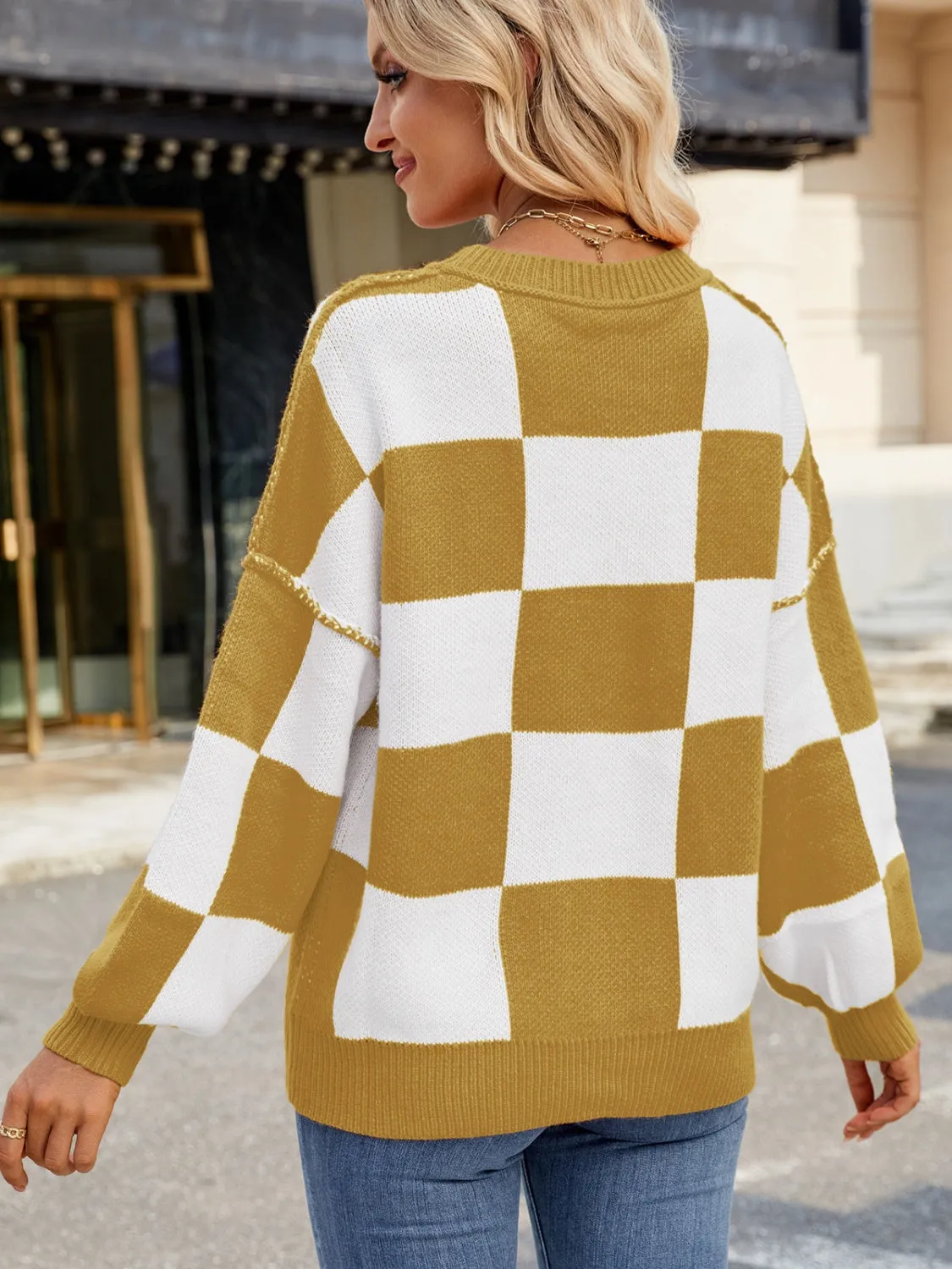 Classic Plaid Round Neck Sweater