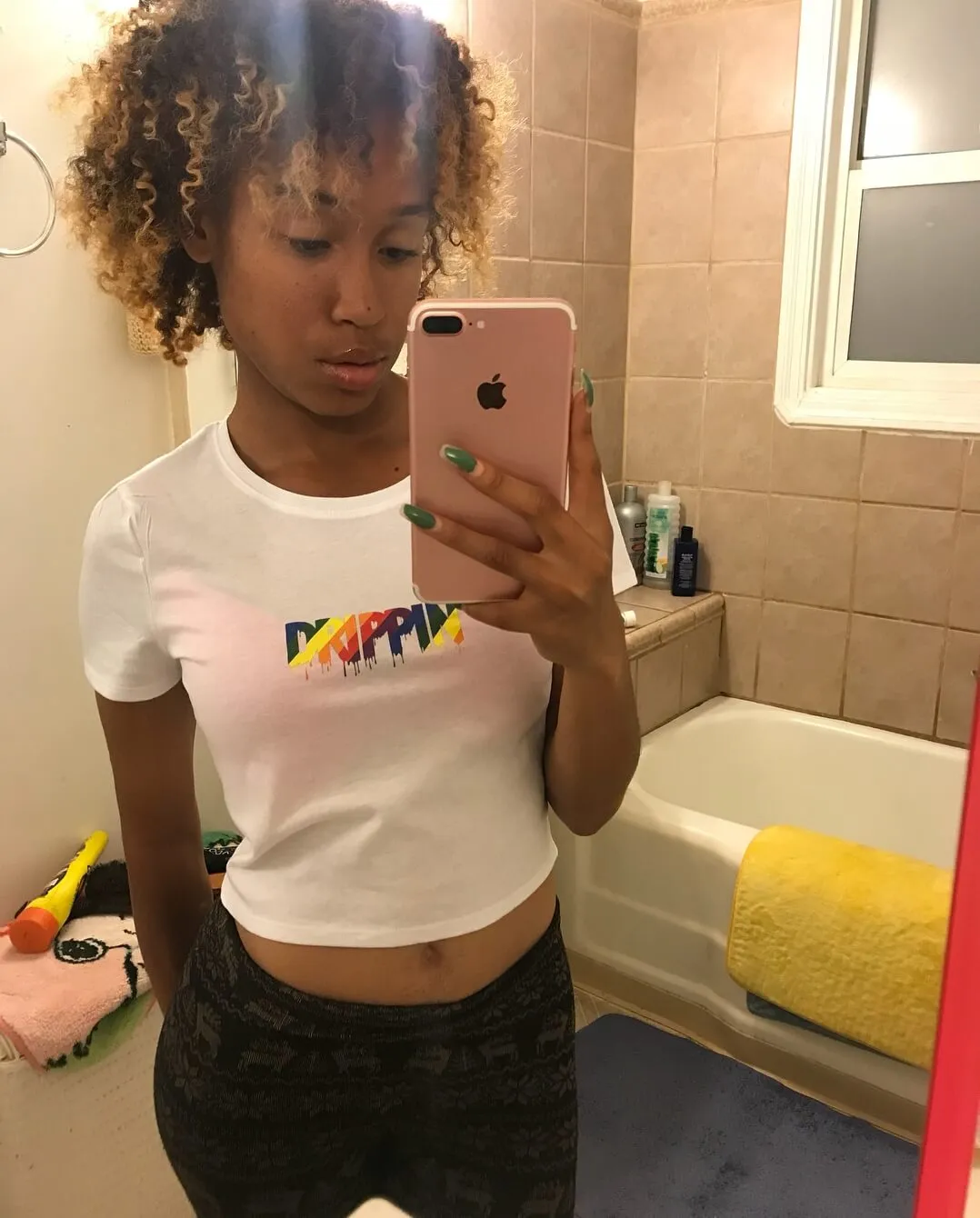 Drippin (S) | Crop Top Tee