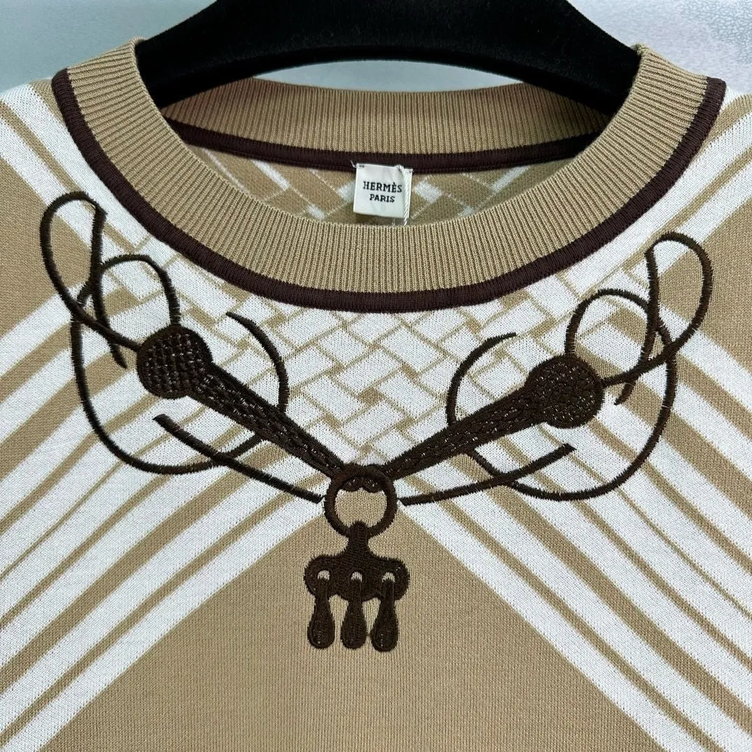 Equestrian Chain Motif Sweaters