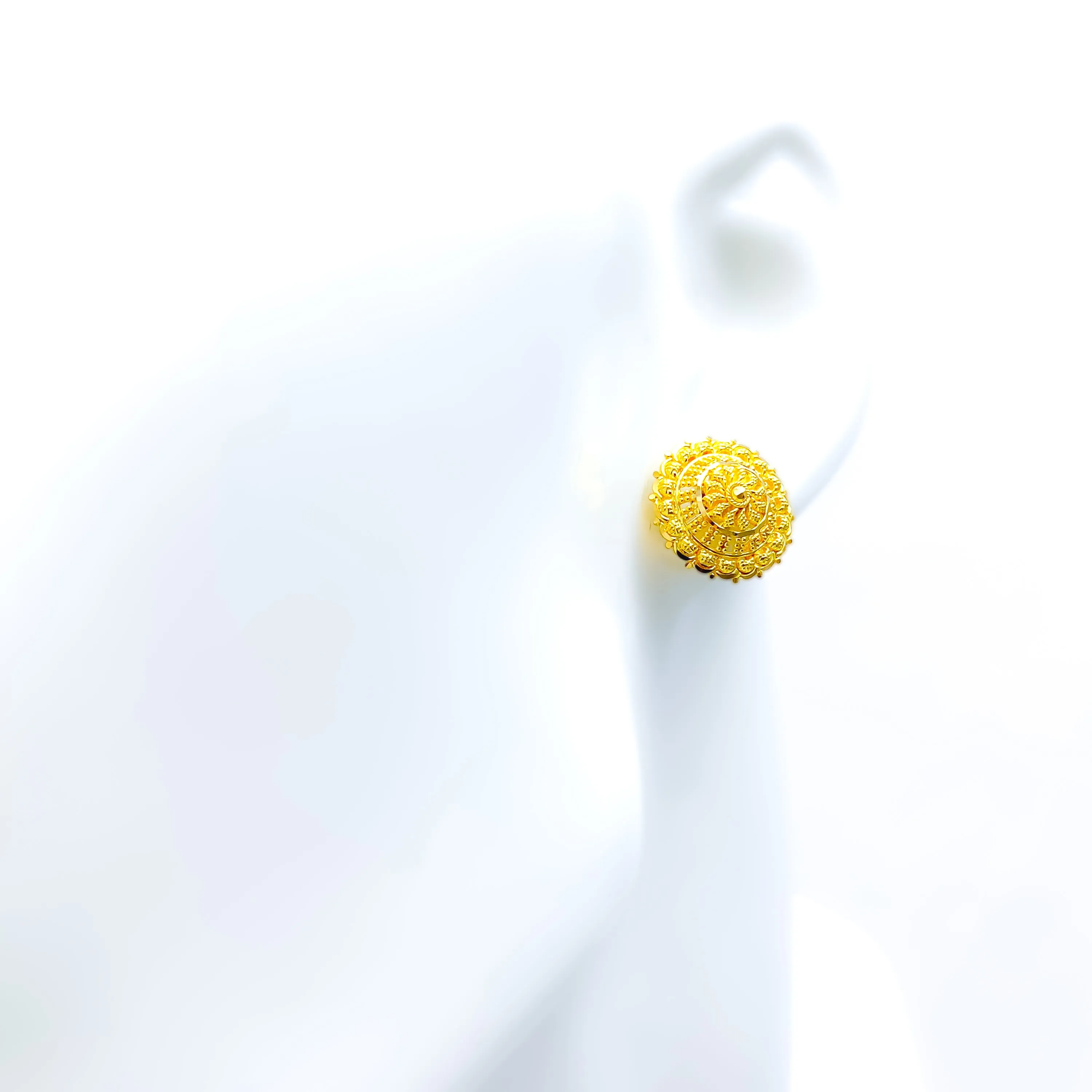Fashionable Lush 22k Gold Earrings