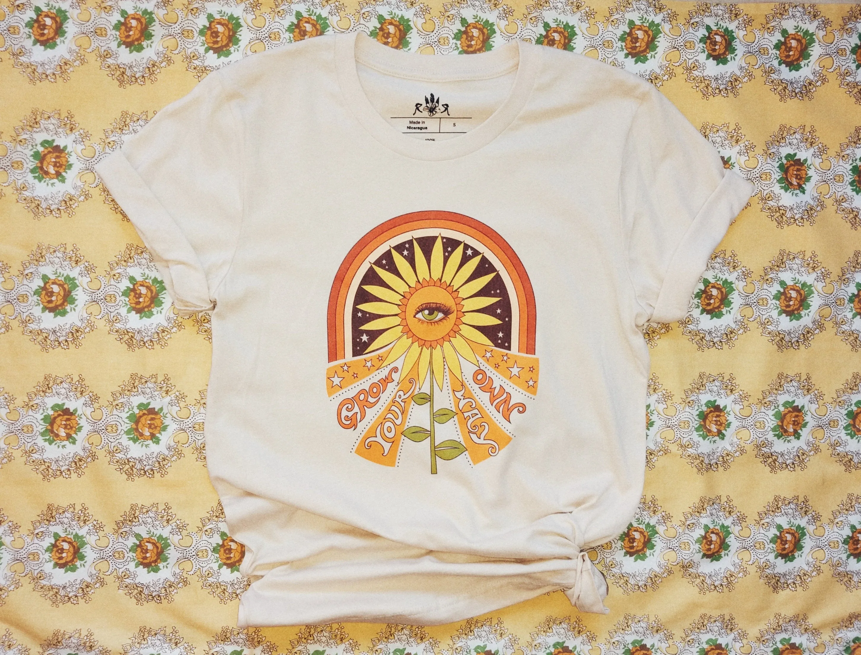Grow Your Own Way Tee - Soft Cream