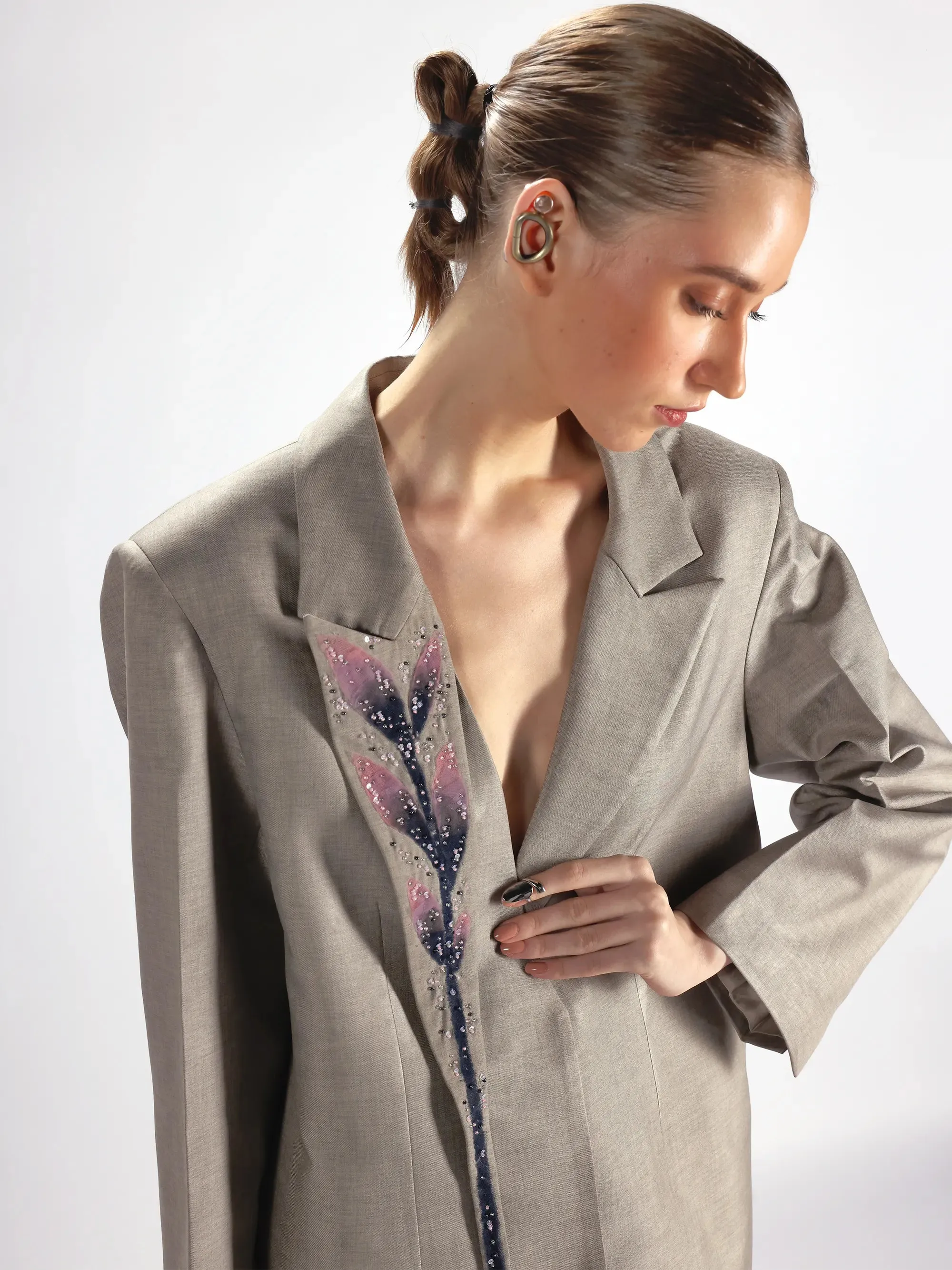 Hanging Lapel Embroidered  Blazer