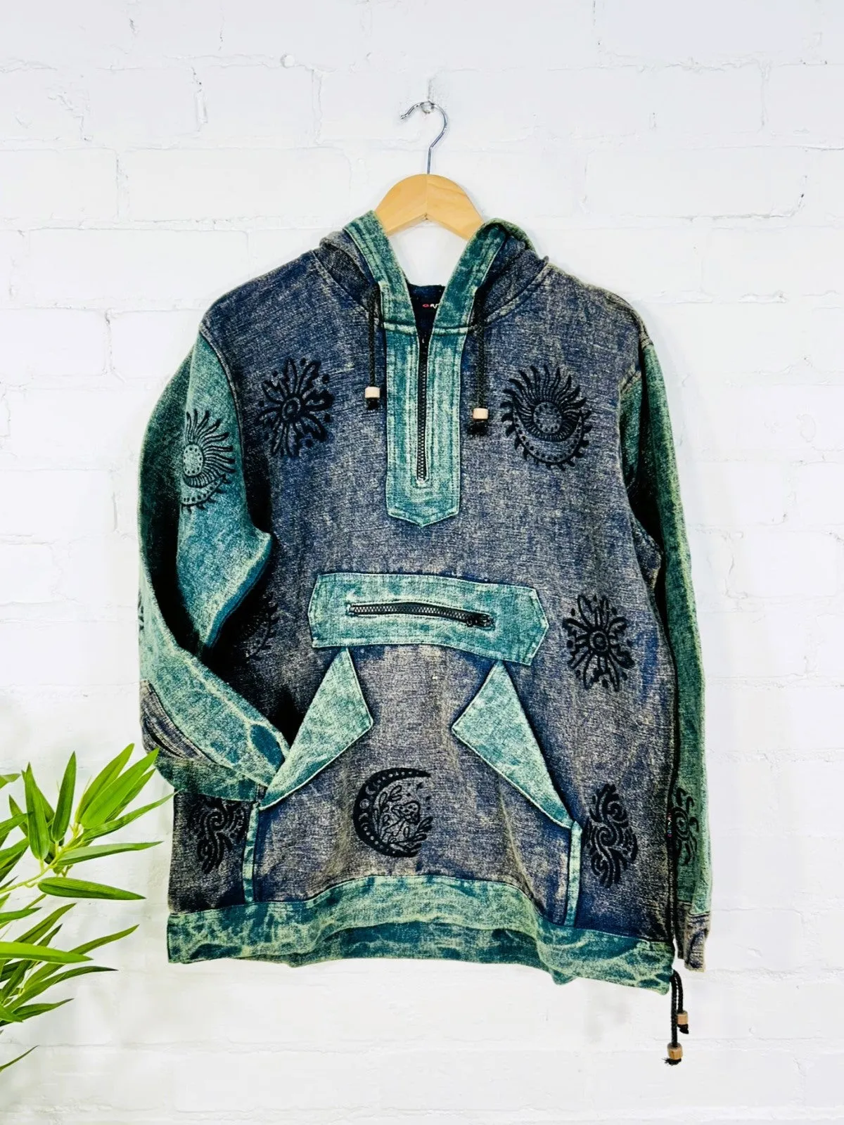 Hoodie Kangaroo Pocket