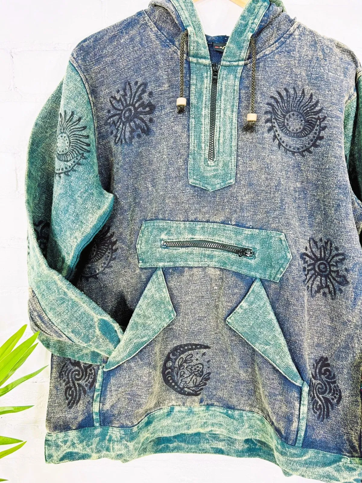 Hoodie Kangaroo Pocket
