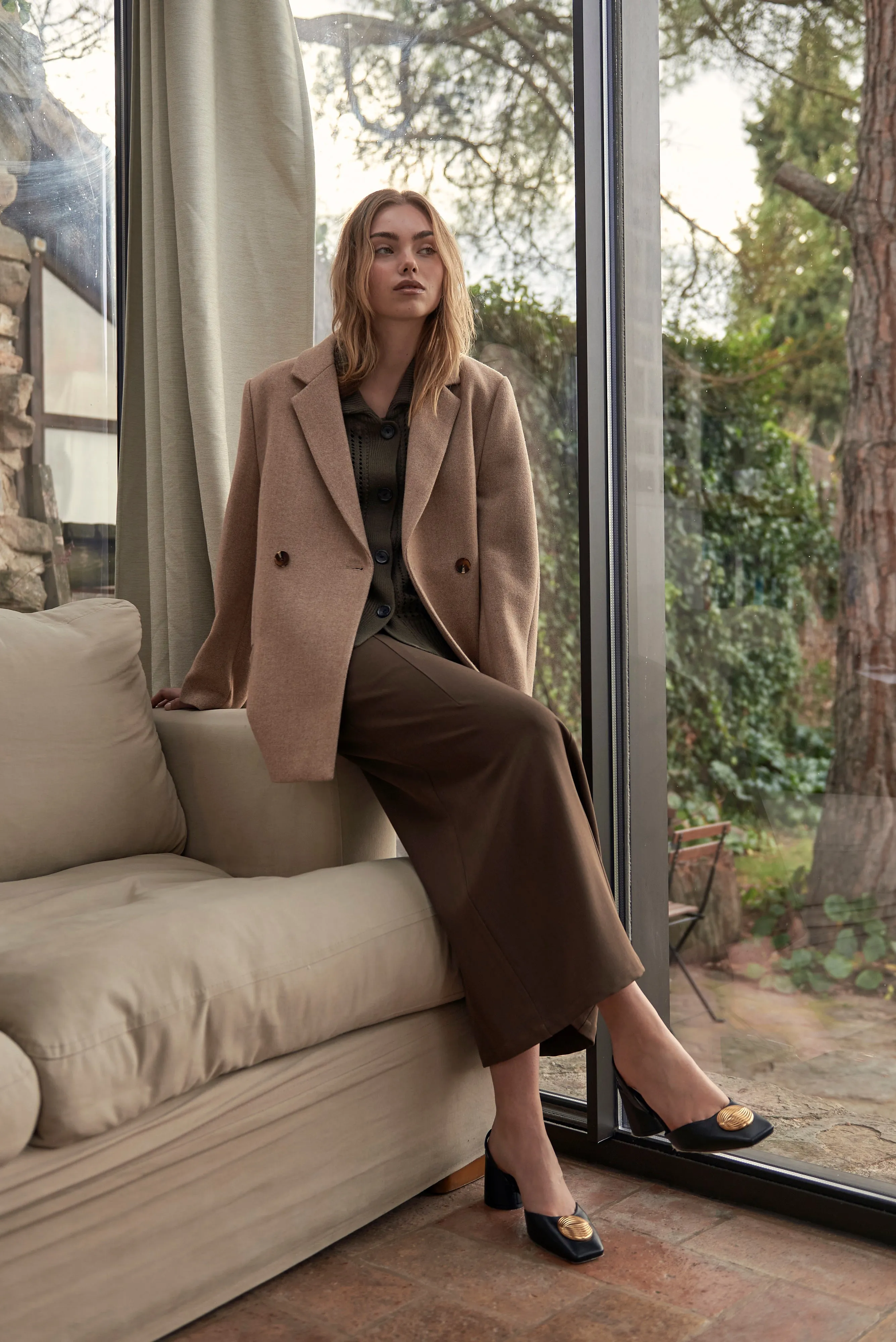 JACKIE BLAZER