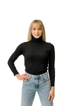 Jenna Ribbed Turtle Neck
