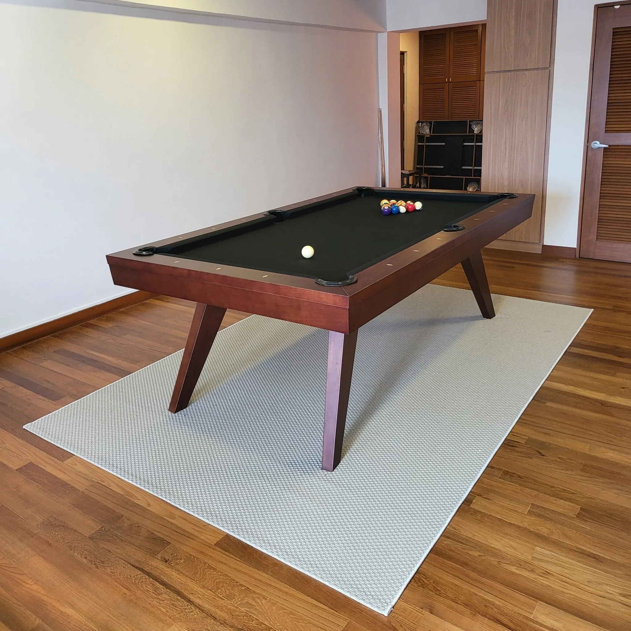 Lakewood Dining Pool Table