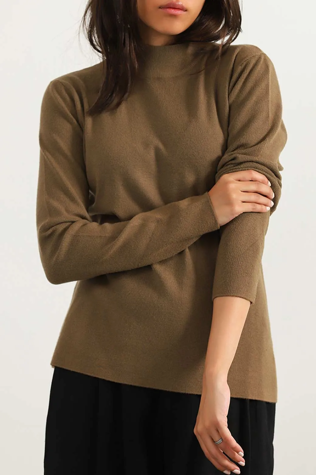 LUXURY HIGH CREW SWEATER