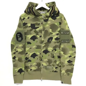 [M] A Bathing Ape Bape x Undefeated Shark Camo Full Zip Hoodie