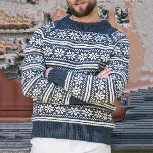 Men's Casual Sweater with Relaxed Fit and Classic Style