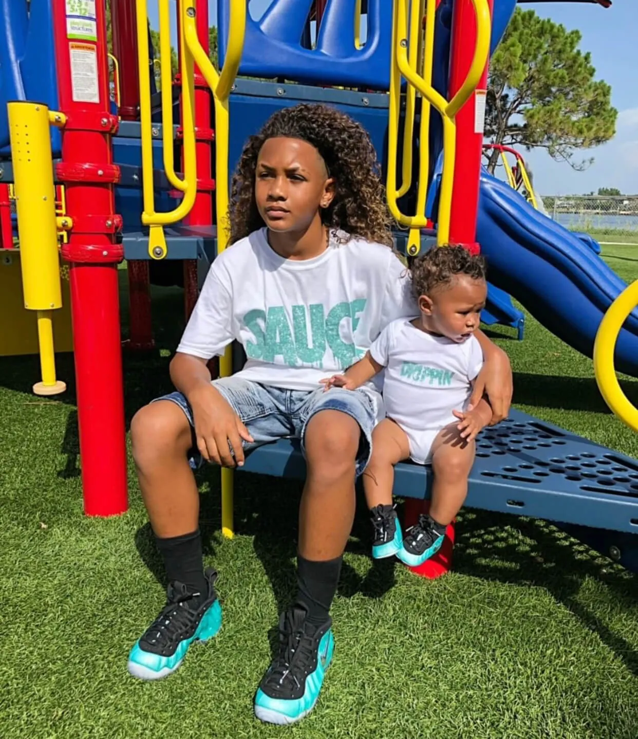 Mint Glitter Sauce | White Tee