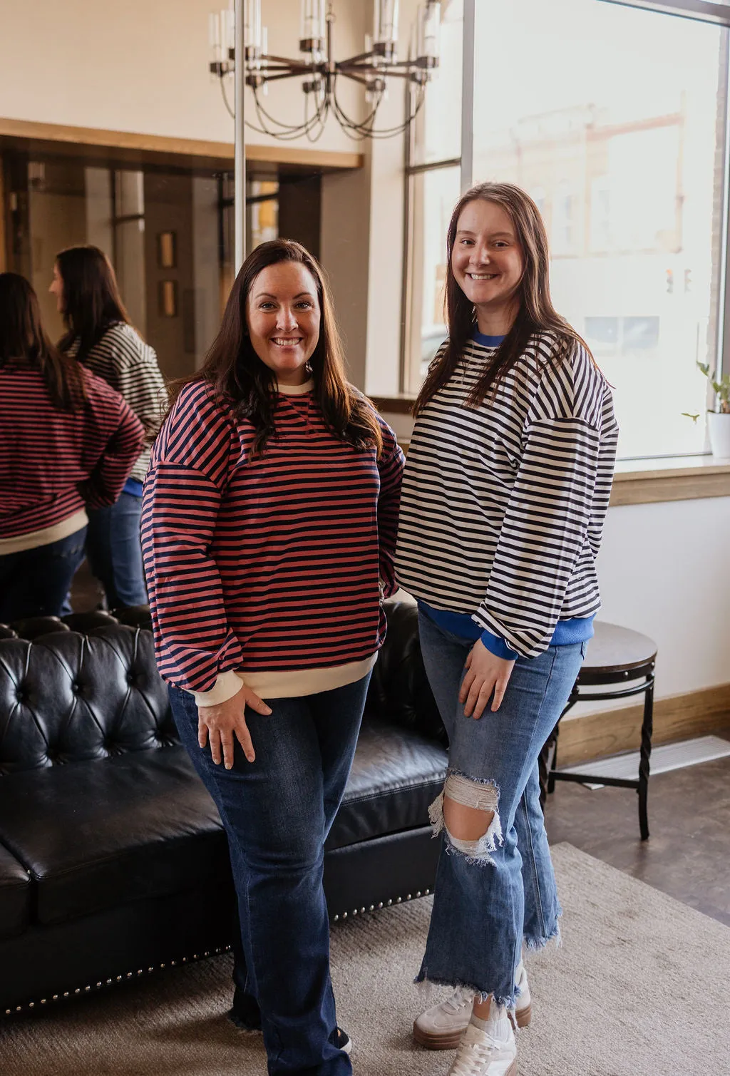 MONA REG/CURVY STRIPED CREWNECK SWEATER