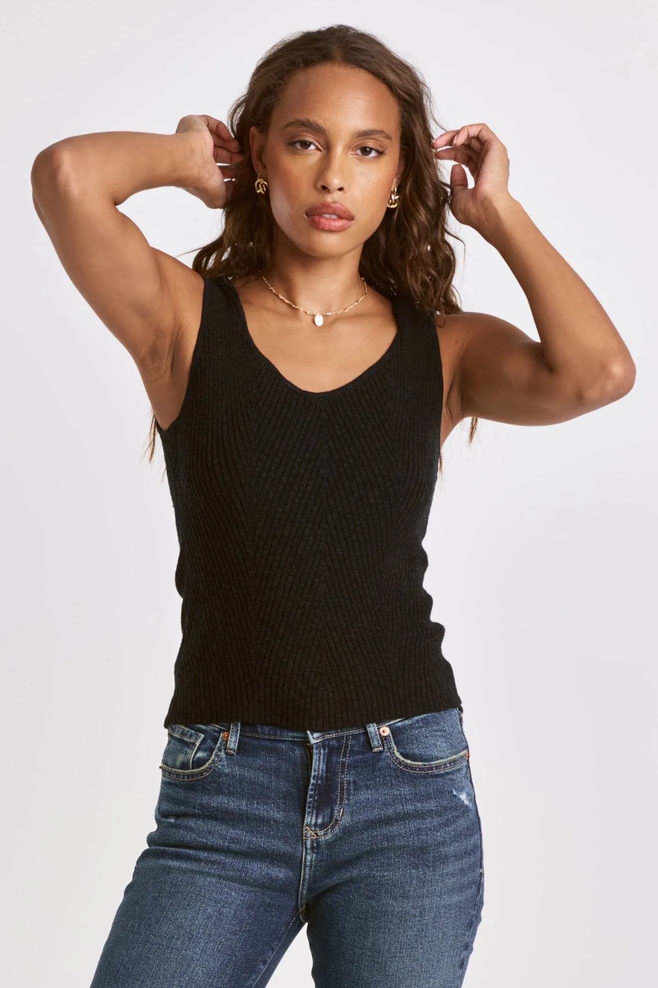 Neomi Decollete Tank DKN2089BLK