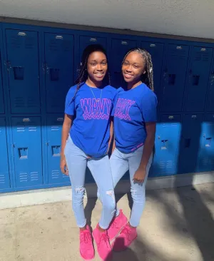 Neon Pink Wavy | Blue Tee
