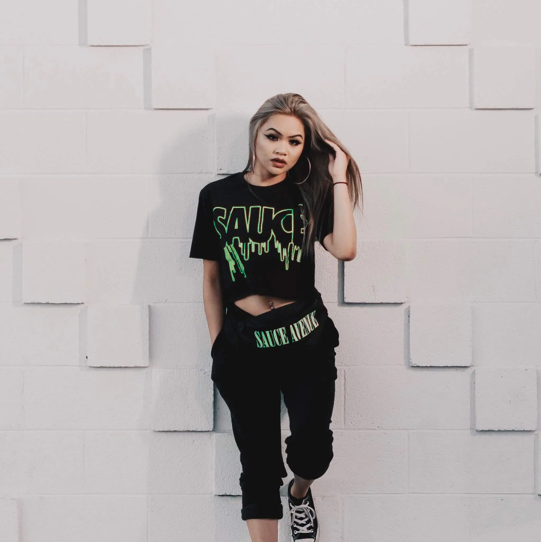 Neon Yellow Sauce Outline | Black Tee