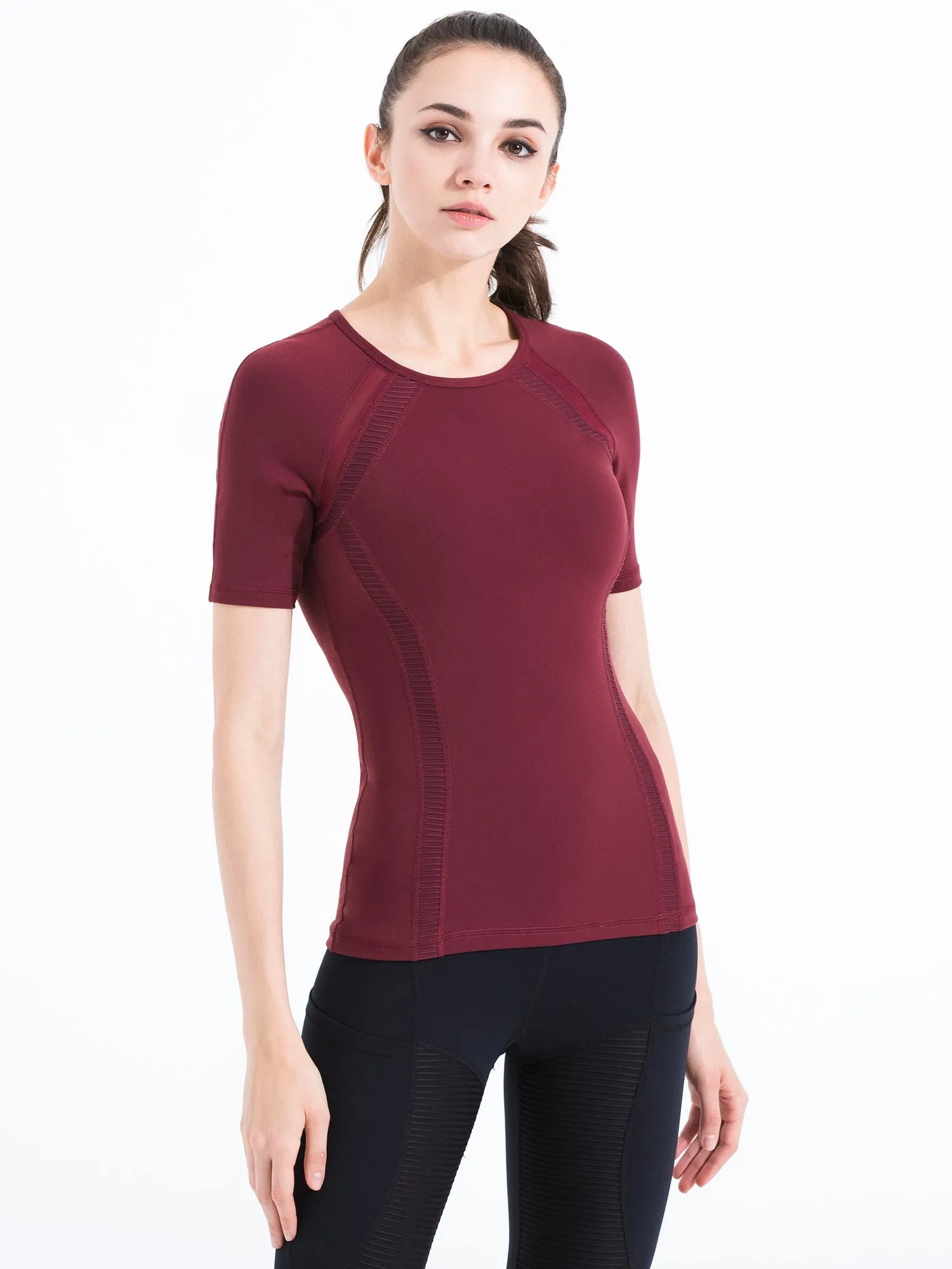 PLEATED MESH TEE, BORDEAUX
