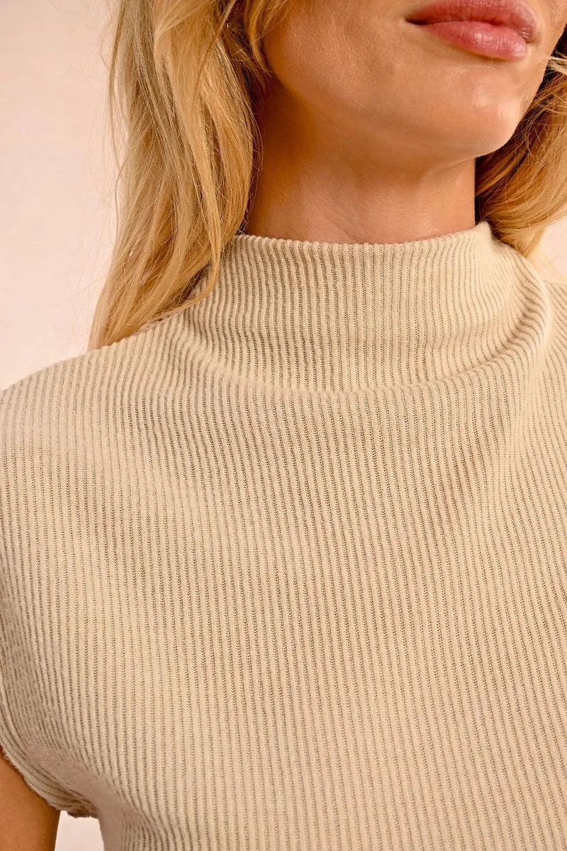 SLEEVELESS SWEATER WITH HALF-HIGH COLLAR