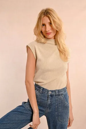 SLEEVELESS SWEATER WITH HALF-HIGH COLLAR