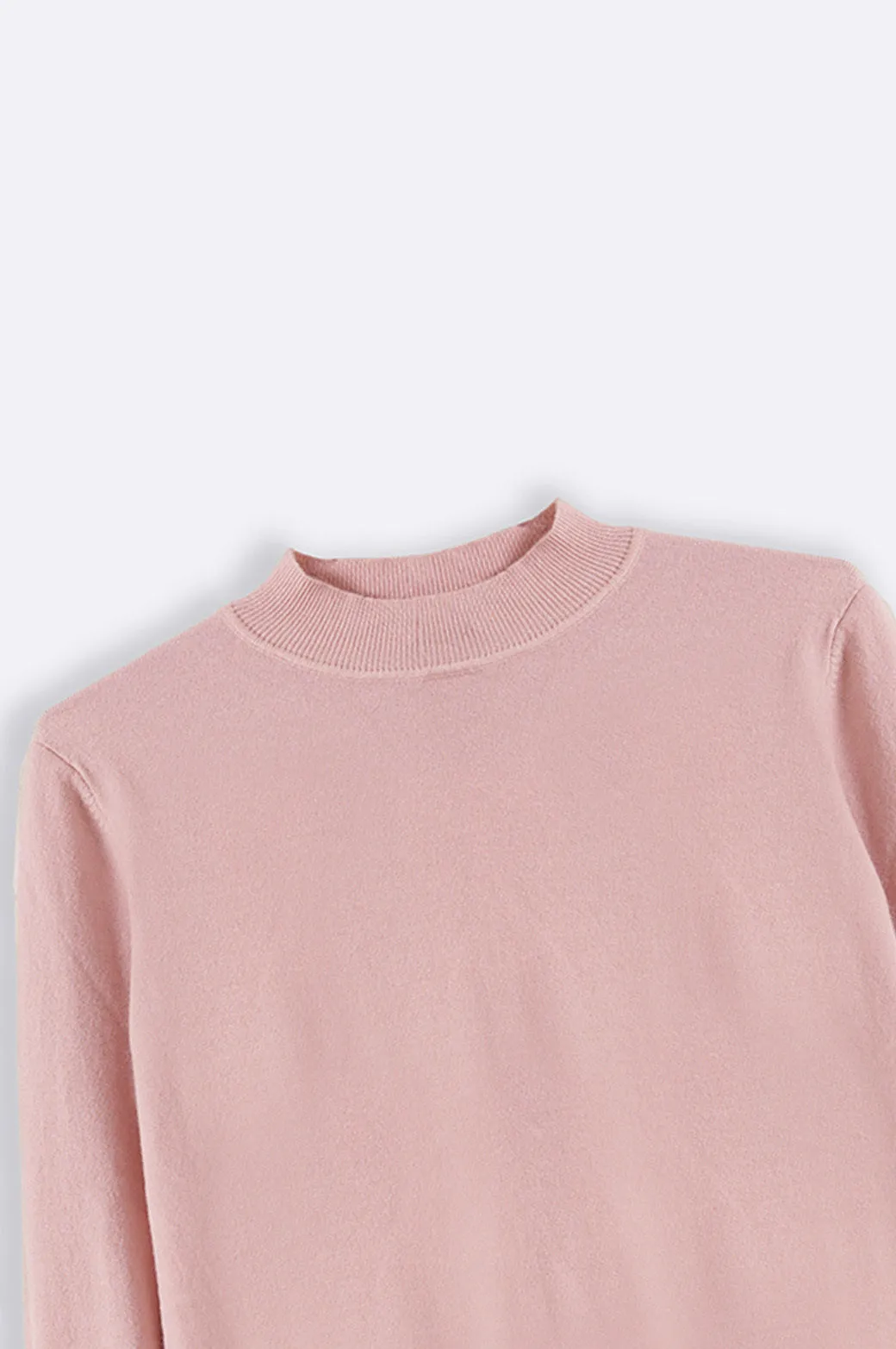SOFT KNITTED SWEATER
