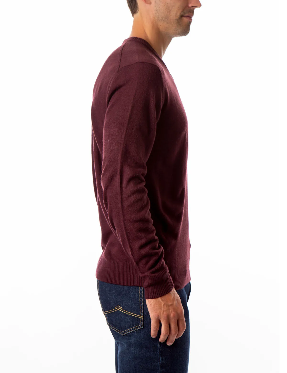 SOFT V-NECK SWEATER