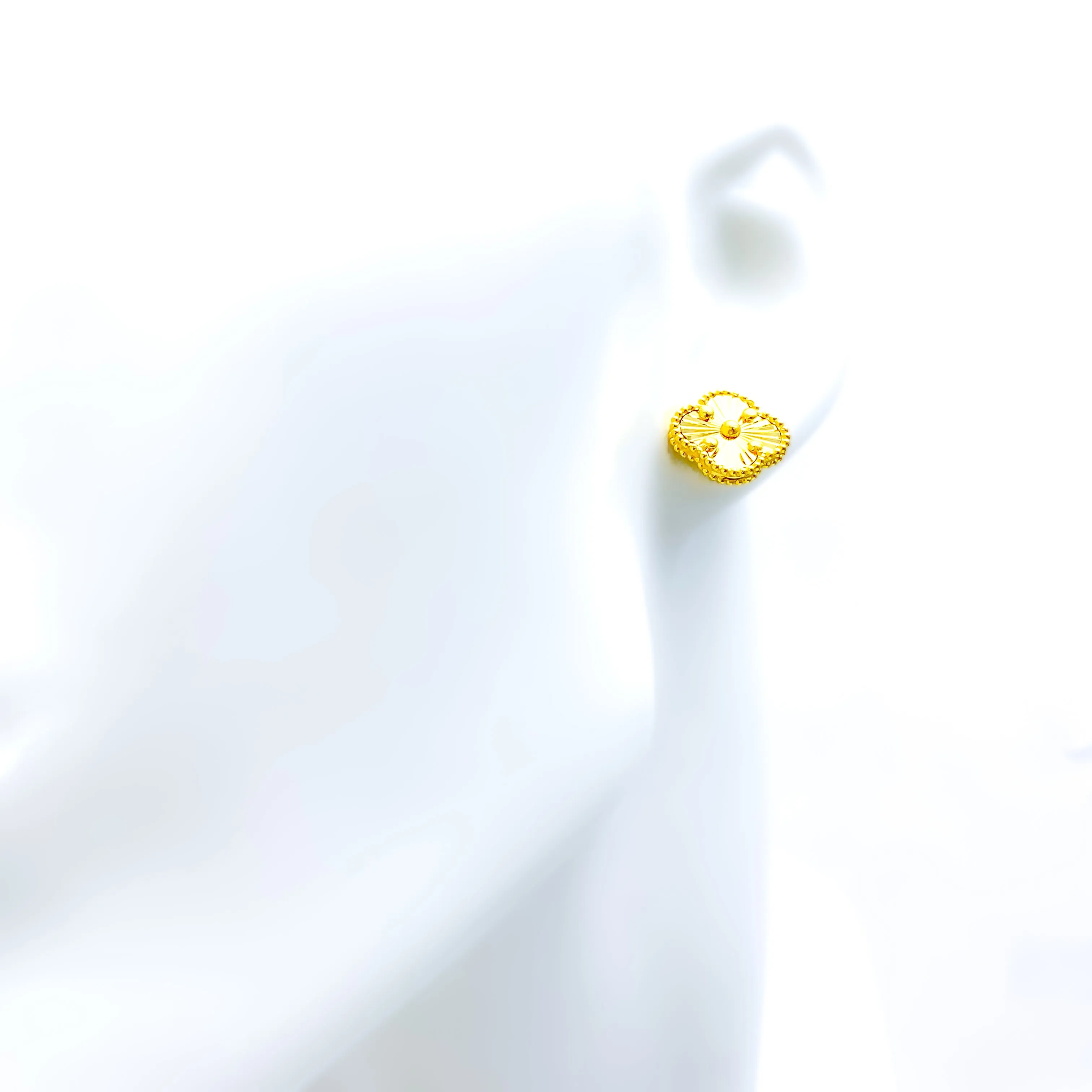 Sparkling Modern 21k Gold Clover Earrings
