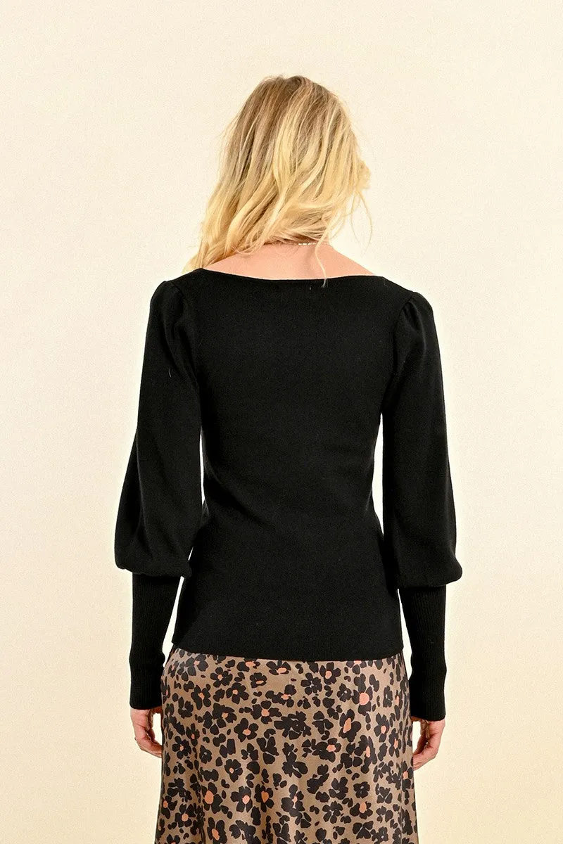 SWEETHEART NECKLINE AND PUFF SLEEVE SWEATER