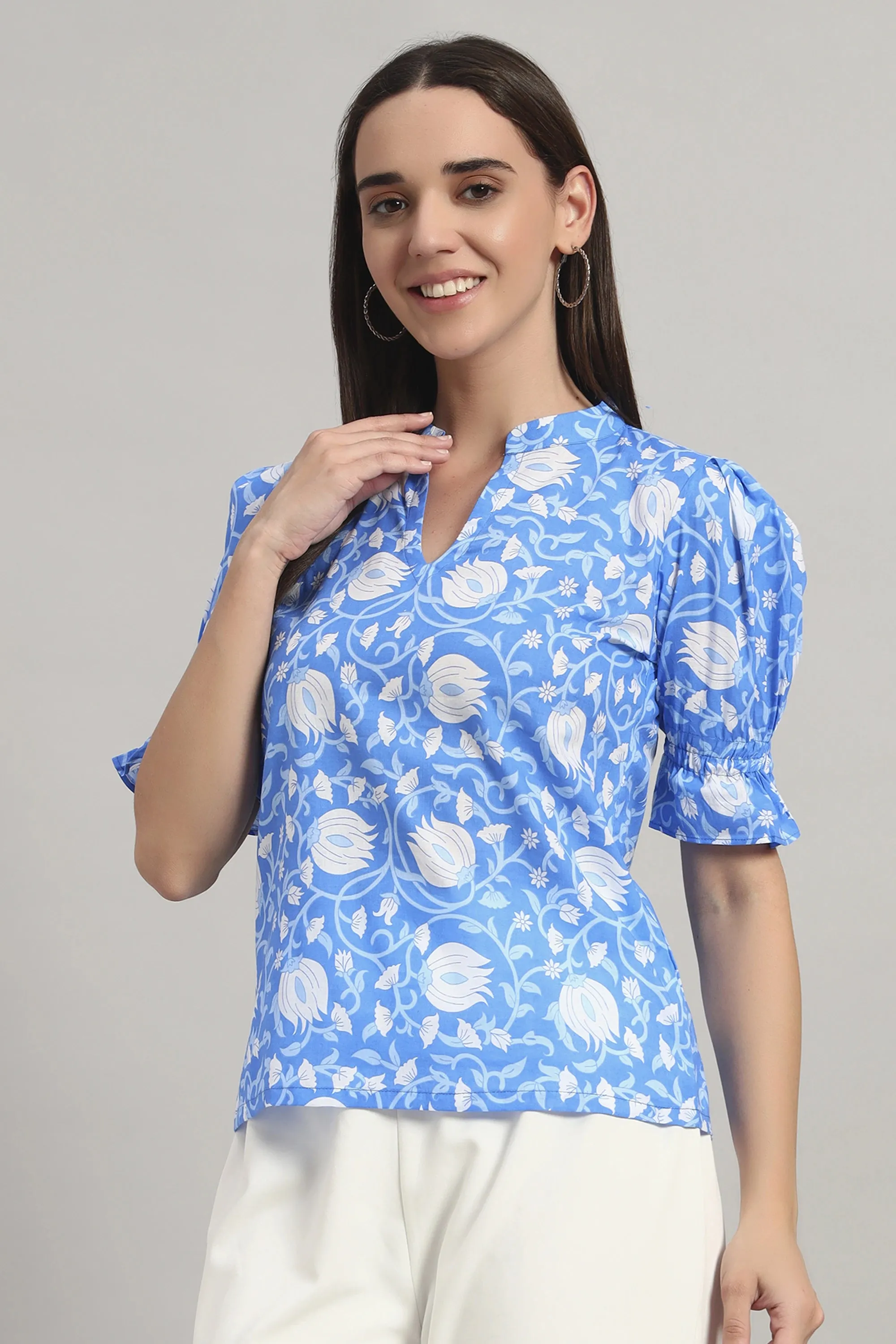 The Split Collar Classic Top, Blue