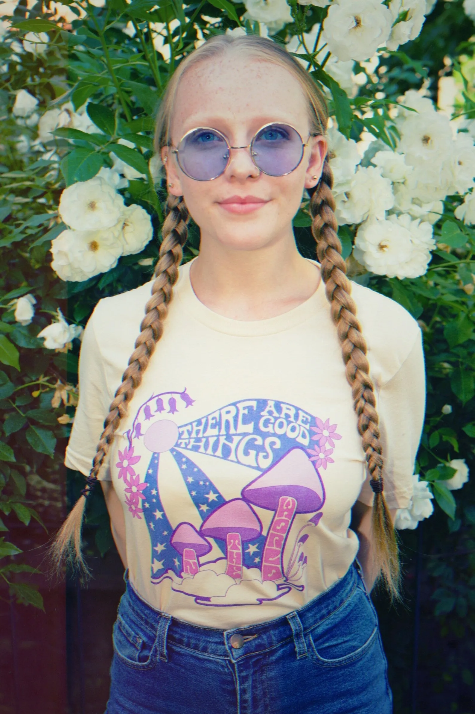 There are Good Things in the World Tee - Lilac on Soft Cream