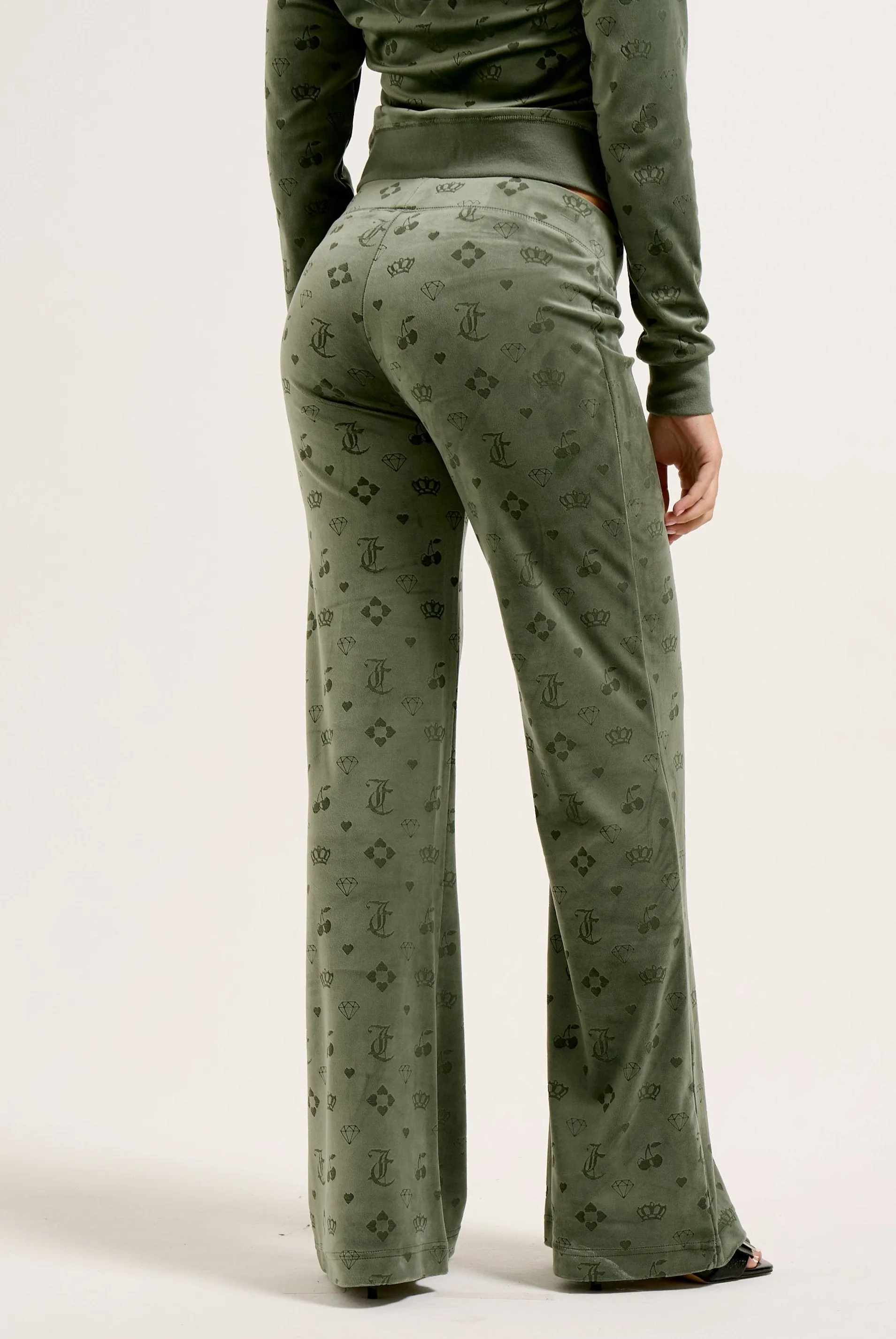 THYME MONOGRAM CLASSIC VELOUR HOODIE
