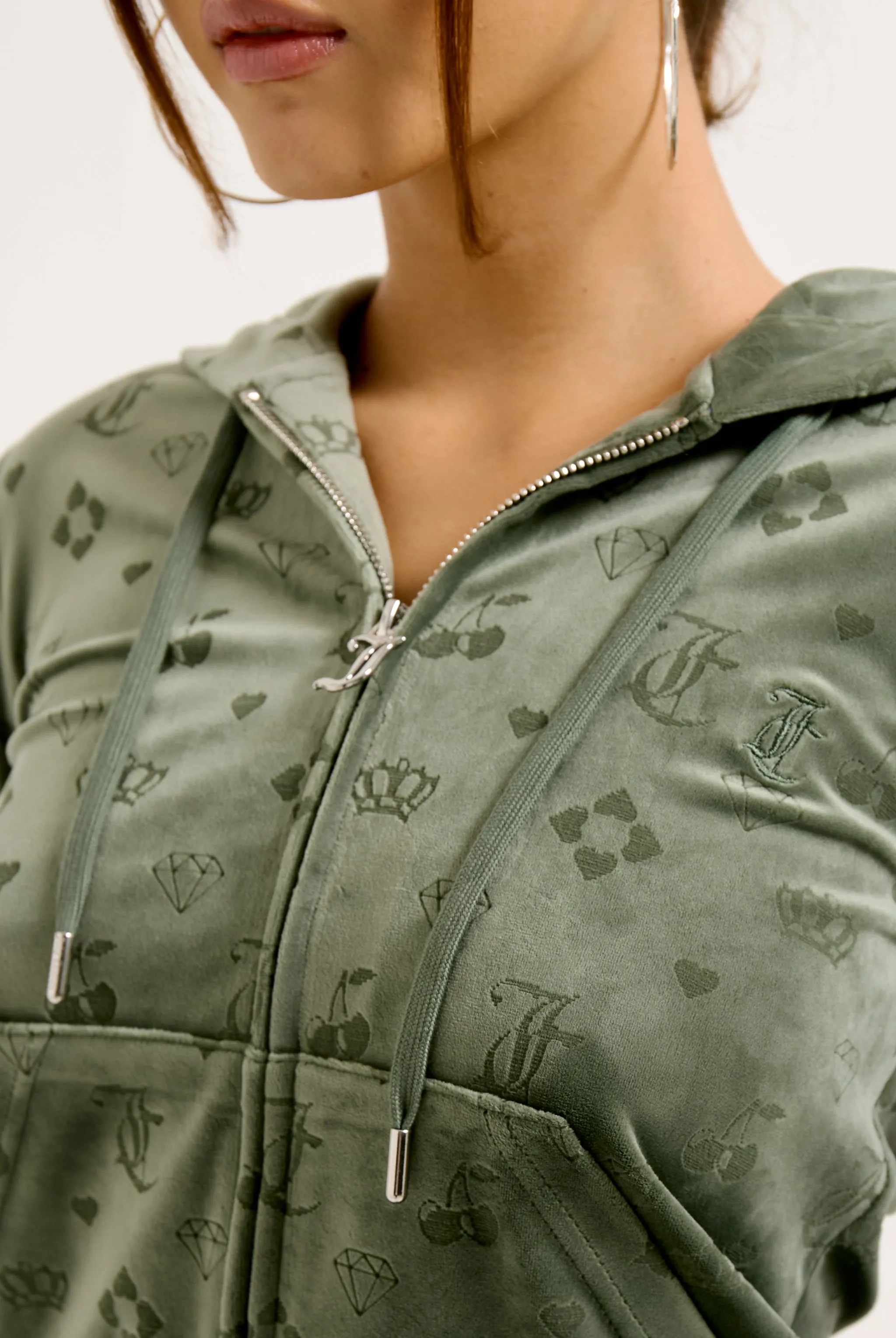 THYME MONOGRAM CLASSIC VELOUR HOODIE