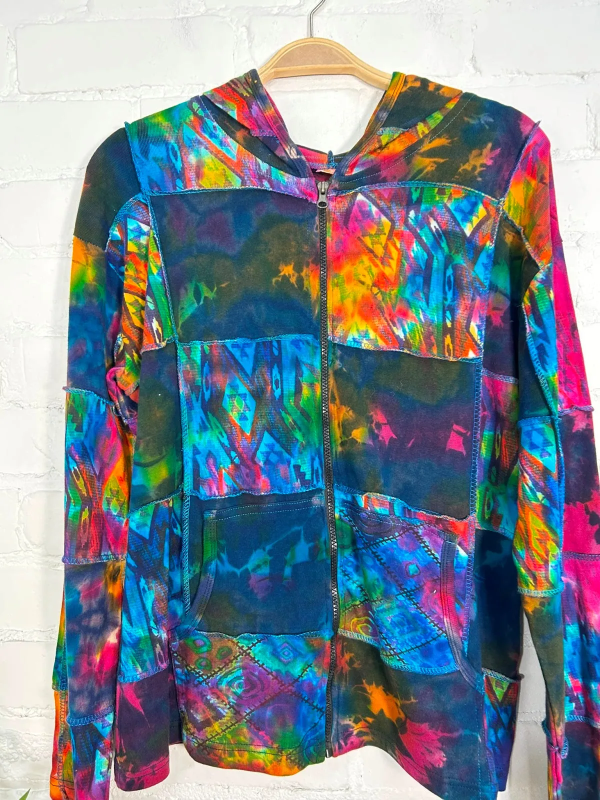 Tie dye Pixie Hood Patch Zip Top