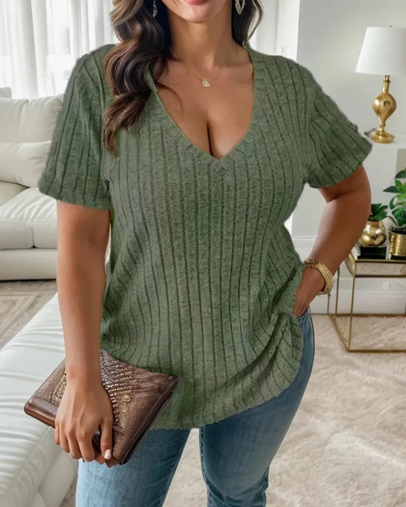 V Neck Striped Tops for Plus Size Women | Trendy T-Shirts