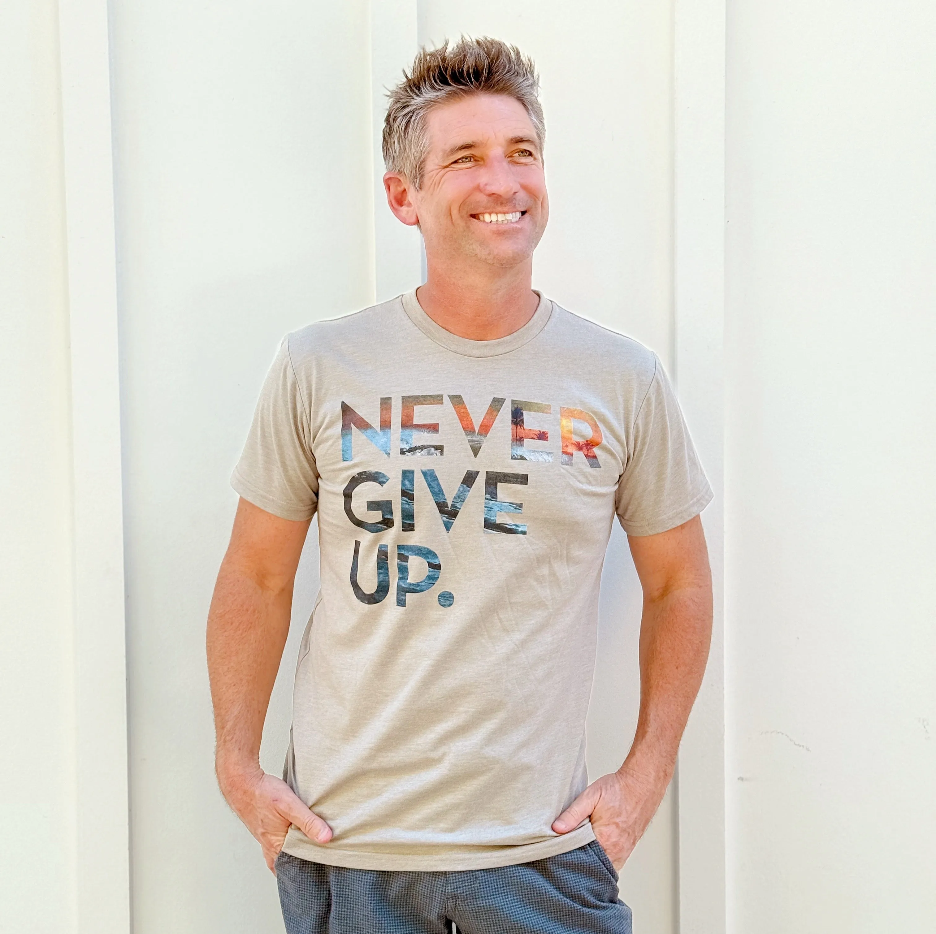 WAVE NEVER GIVE UP. TEE