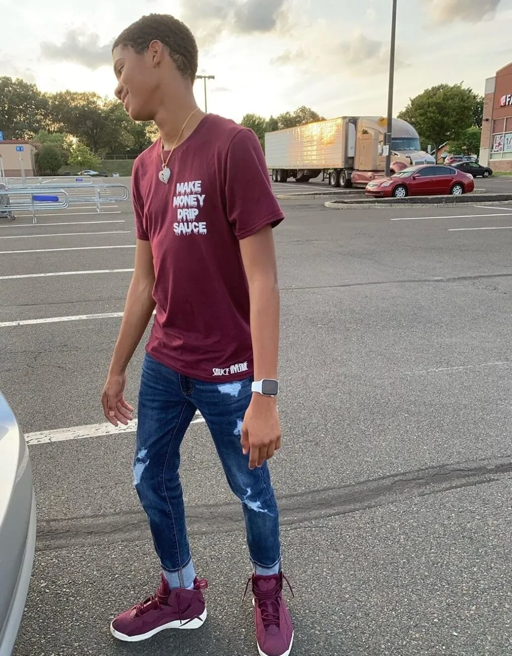 White Make Money Drip Sauce | Maroon Tee