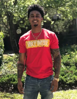 Yellow Rose SA | Red Tee